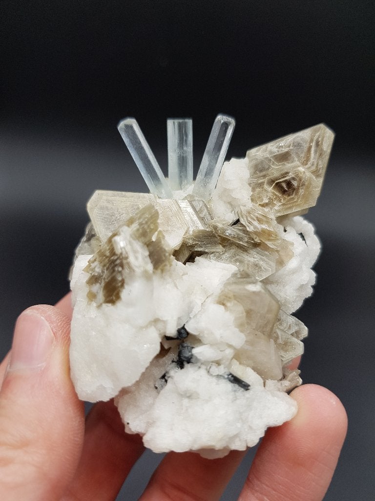 Aquamarijn, zwarte Toermalijn en Muscoviet, Ophalen of Verzenden, Mineraal