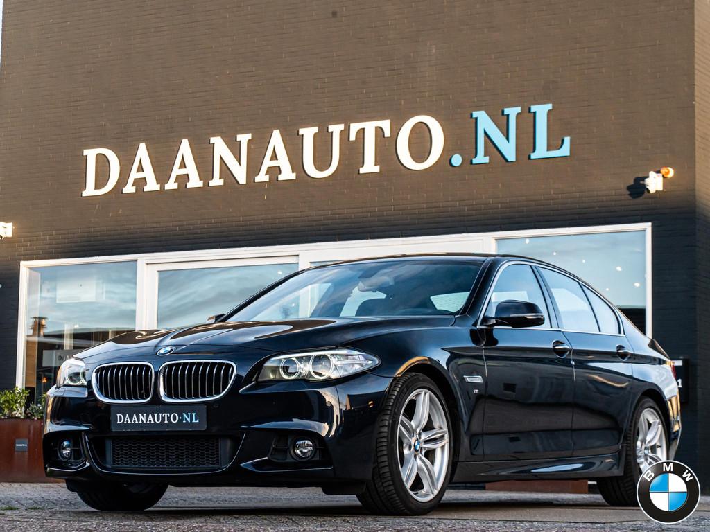 BMW 520i M Sport Edition Adapt onderstel Leder Navi Pro, Automaat, Achterwielaandrijving, Gebruikt, 4 cilinders