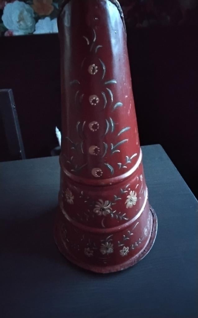 Hinderloper geschilderd kolenkit 35 cm hoog., Ophalen