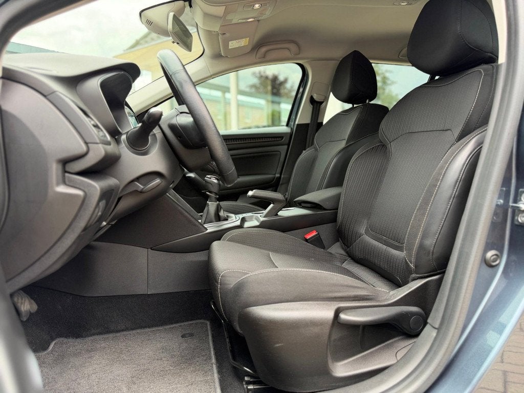 Renault Mégane Estate 1.2 TCe Zen/ Digital/ NAP/ Dealer OH, Auto's, Voorwielaandrijving, Parkeersensor, Stof, Gebruikt