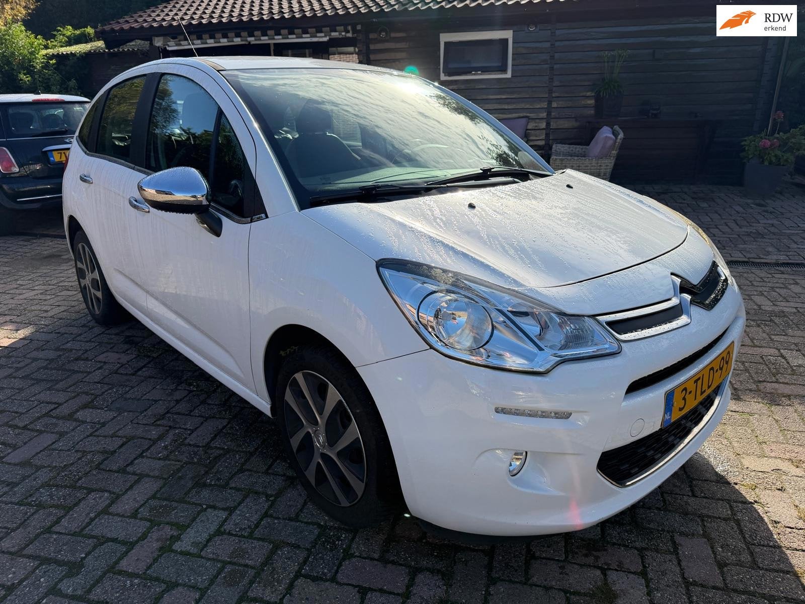 Citroen C3 1.0 VTi Collection NIEUWE APK, Voorwielaandrijving, Euro 5, 450 kg, Gebruikt