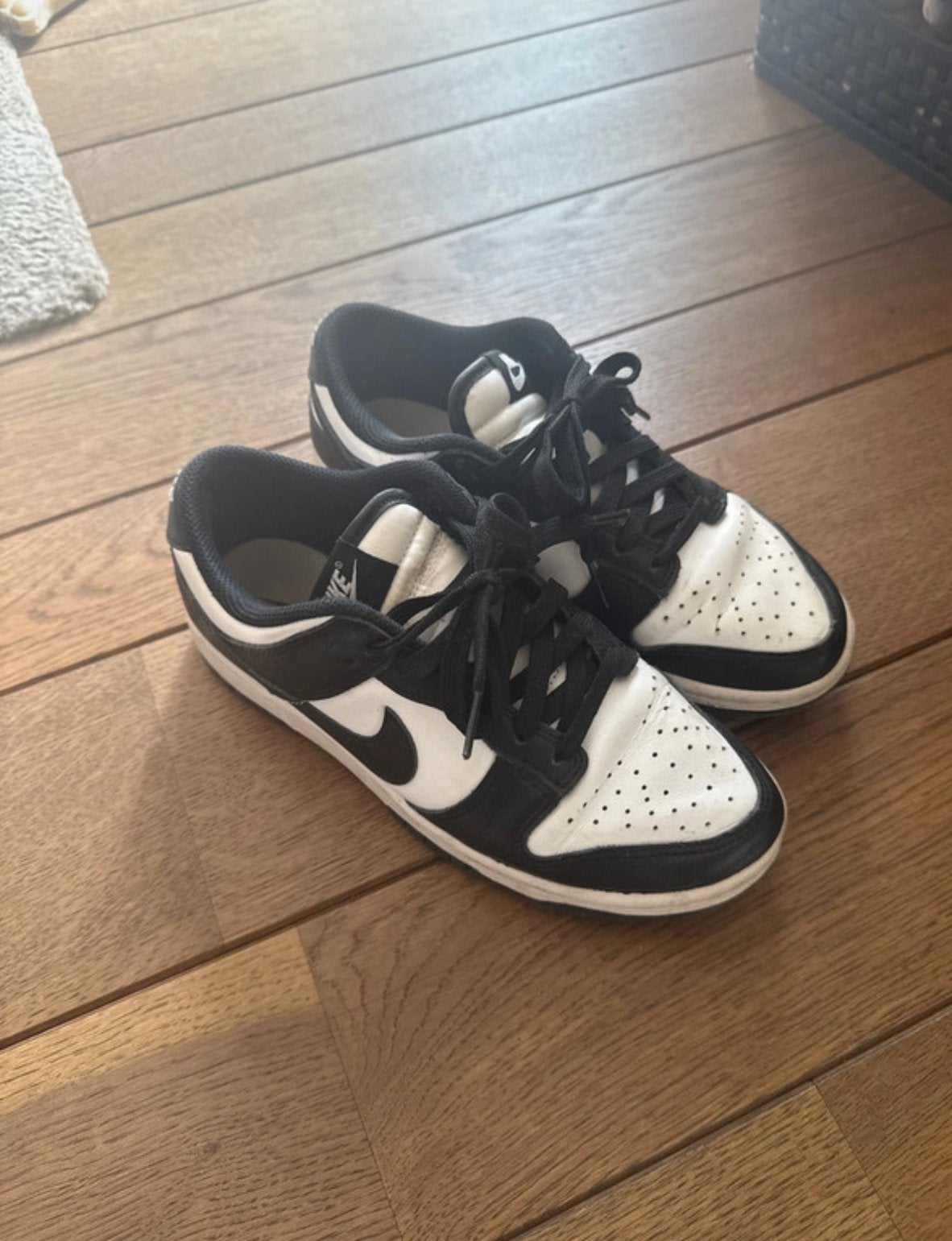 Nike Dunk Low Panda sneakers - Maat 37, Ophalen of Verzenden, Gedragen, Zwart, Sneakers of Gympen