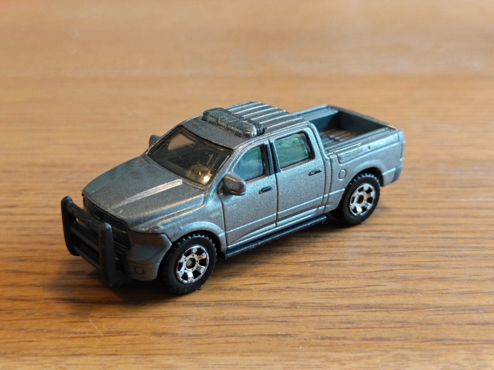 Matchbox Dodge Ram Van ZILVER, Ophalen of Verzenden, Zo goed als nieuw, Auto