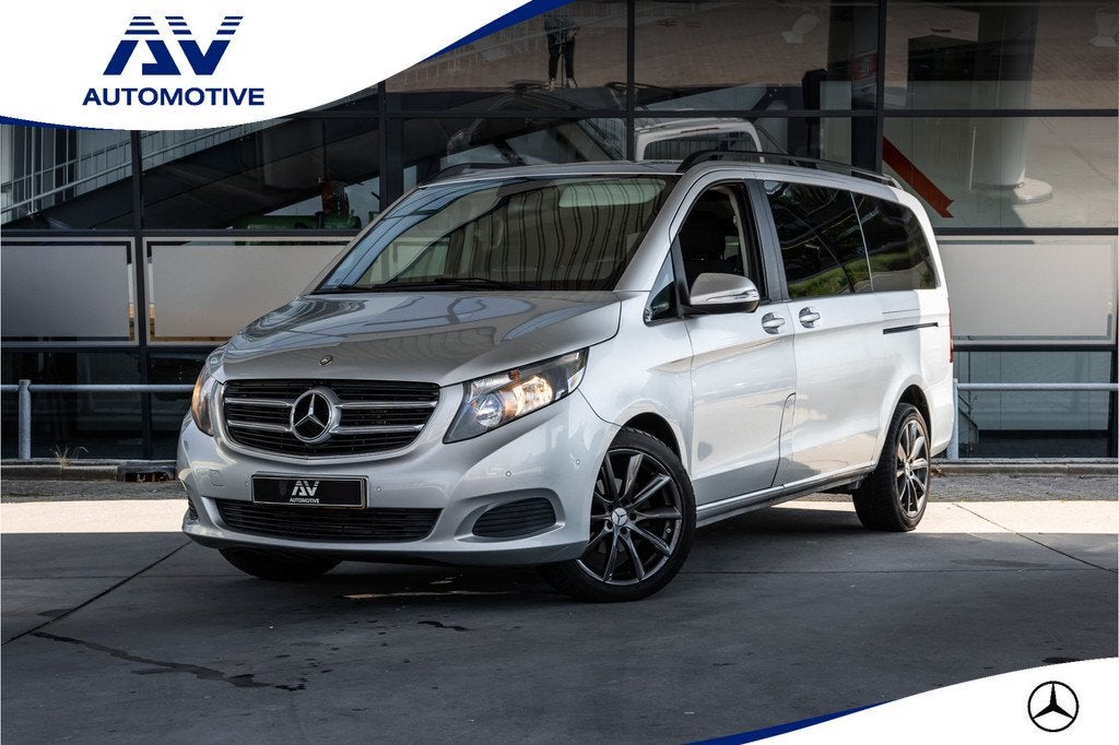Mercedes-Benz V-Klasse 220 CDI Lang DC Avantgarde | Camera |, Auto's, Bestelauto's, Automaat, Euro 5, Gebruikt, Zwart