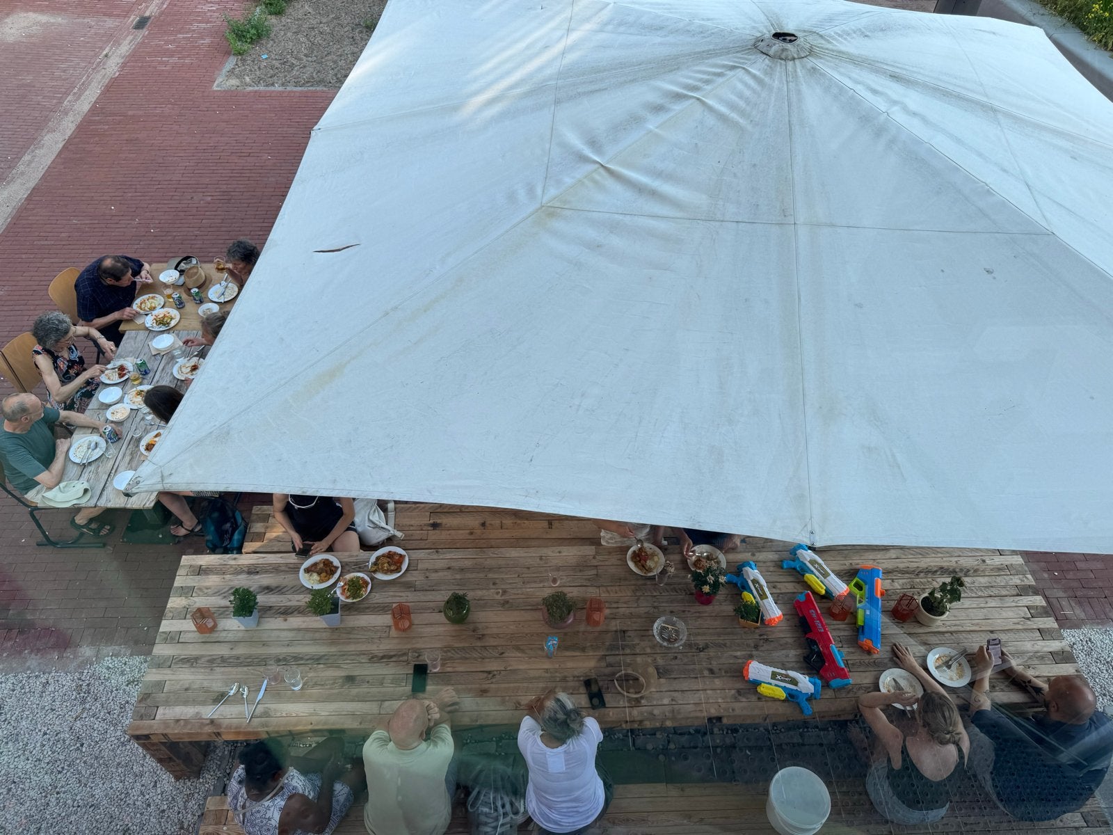 Gratis vanwege ruimtegebrek 2x Solero Parasol 5 mtr, Ophalen, Gebruikt, Meer dan 4 meter, Stokparasol