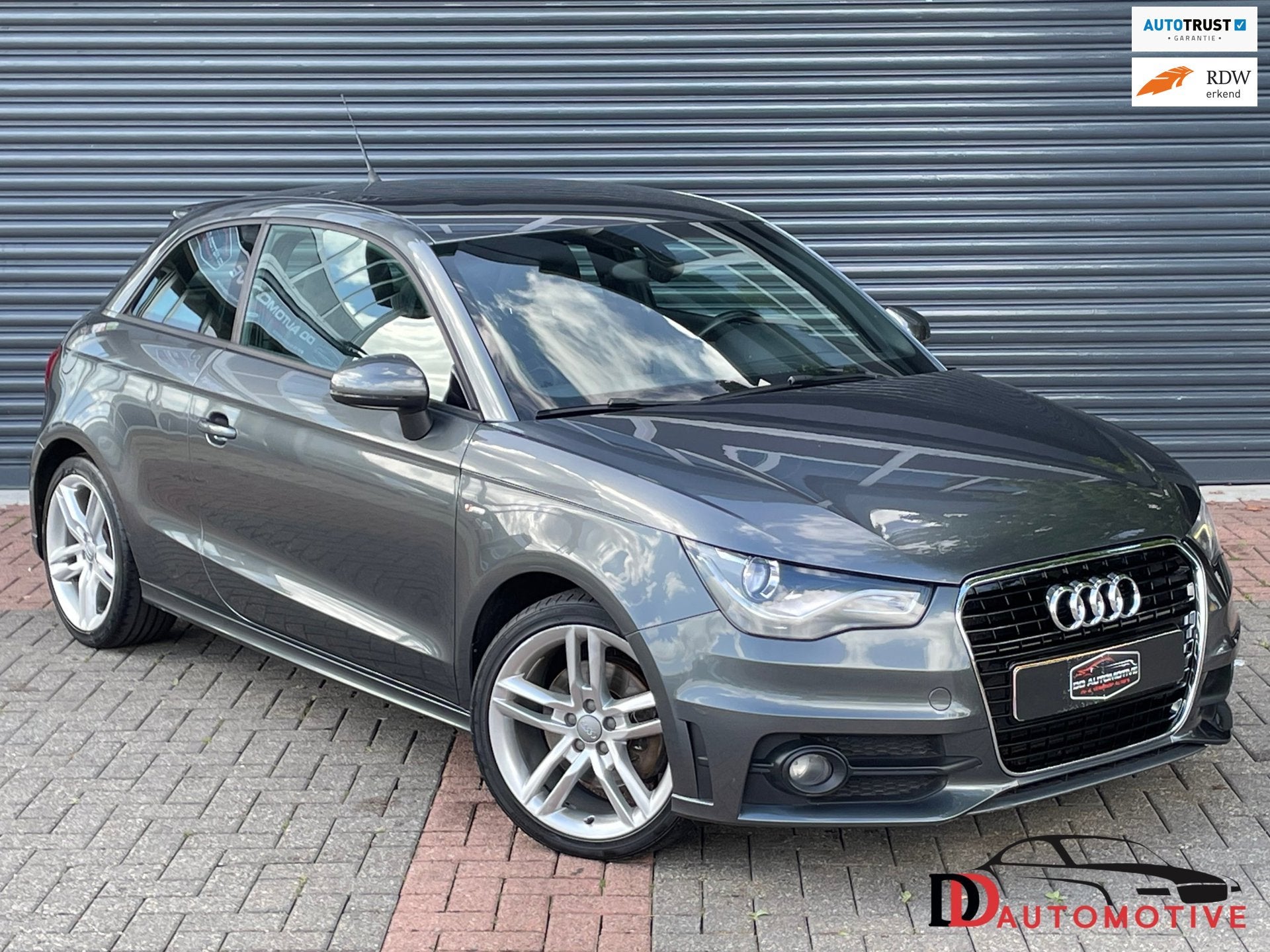 Audi A1 1.4 TFSI 3x S-Line Automaat | Led | Navi | Leder | P, Euro 5, Zwart, 4 cilinders, 4 stoelen