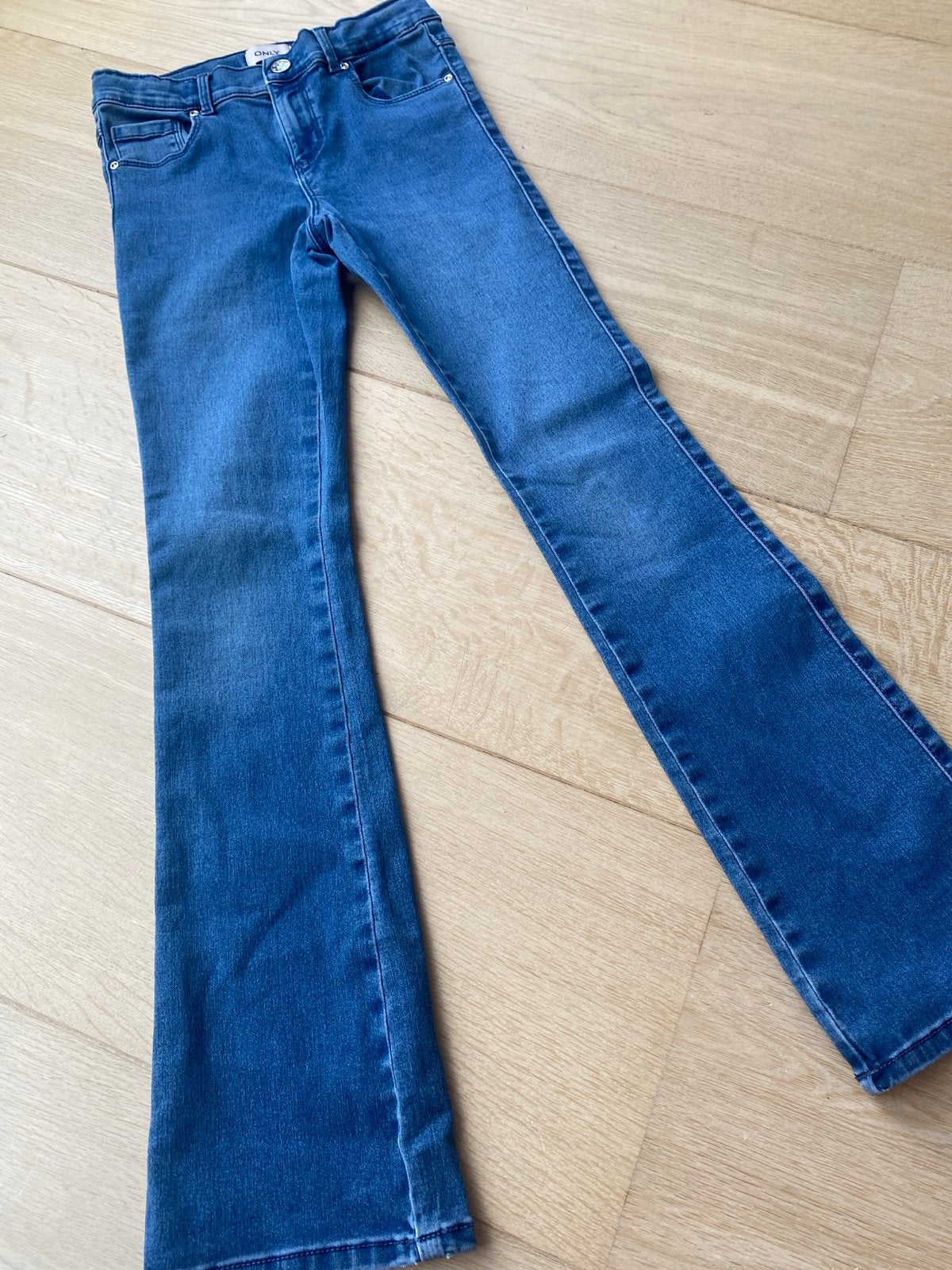 Only flared jeans maat 146, Ophalen, Zo goed als nieuw, Meisje, Broek