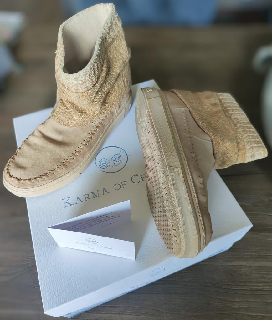 Karma of Charme beige enkellaarsjes, Kleding | Dames, Beige, Ophalen of Verzenden, Zo goed als nieuw, Karma of Charme