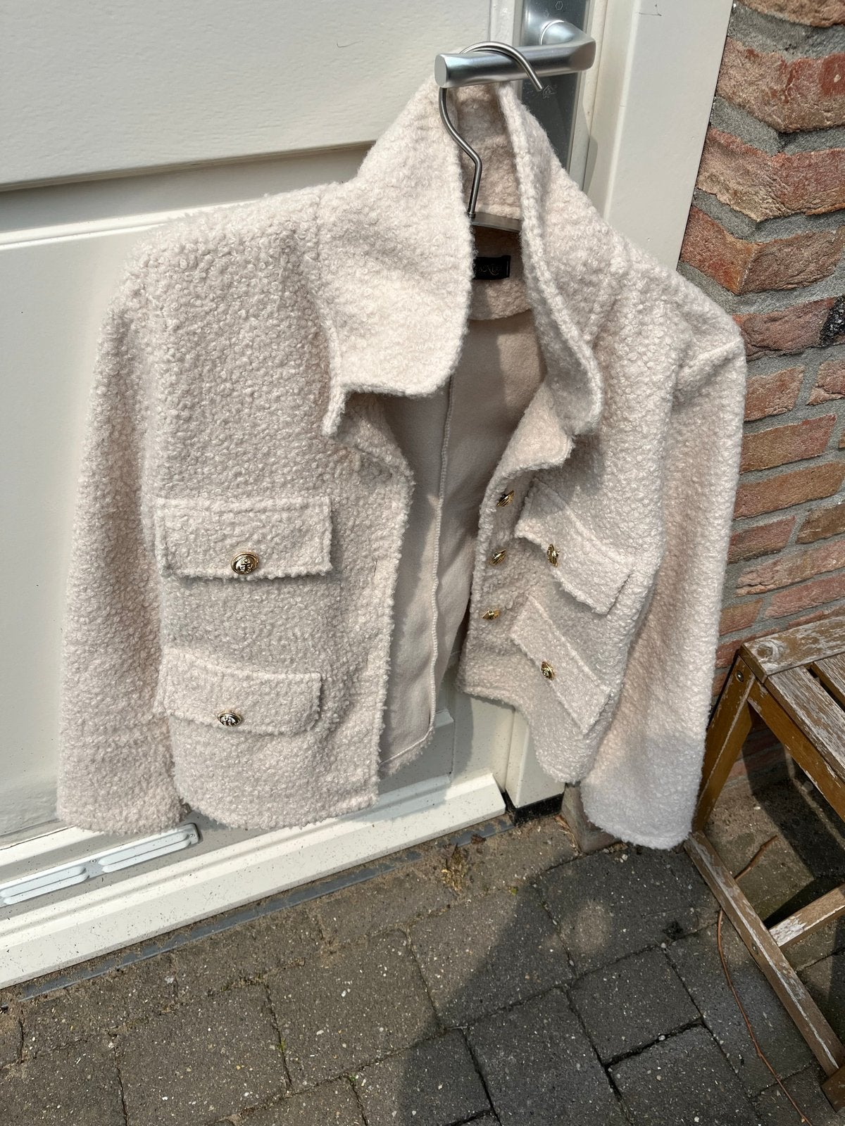 Perla nera Bouclé Jasje Beige Maat L/XL, Ophalen, Zo goed als nieuw, Maat 42/44 (L), Beige