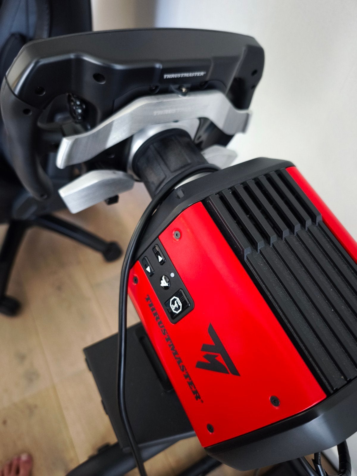 Thrustmaster T818 Direct Drive met SF1000 stuur, Ophalen, Overige merken, Zo goed als nieuw