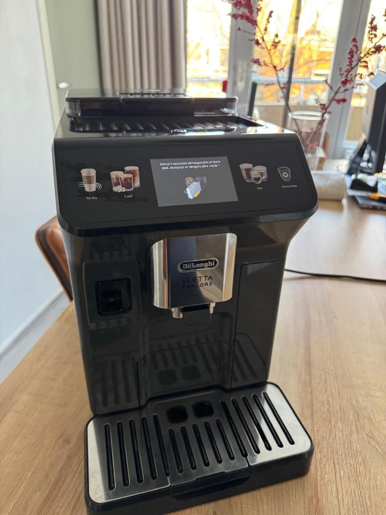 DeLonghi Eletta Explore Luxe Volautomatische Espressomachine, Afneembaar waterreservoir, Gebruikt, 10 kopjes of meer, Koffiemachine