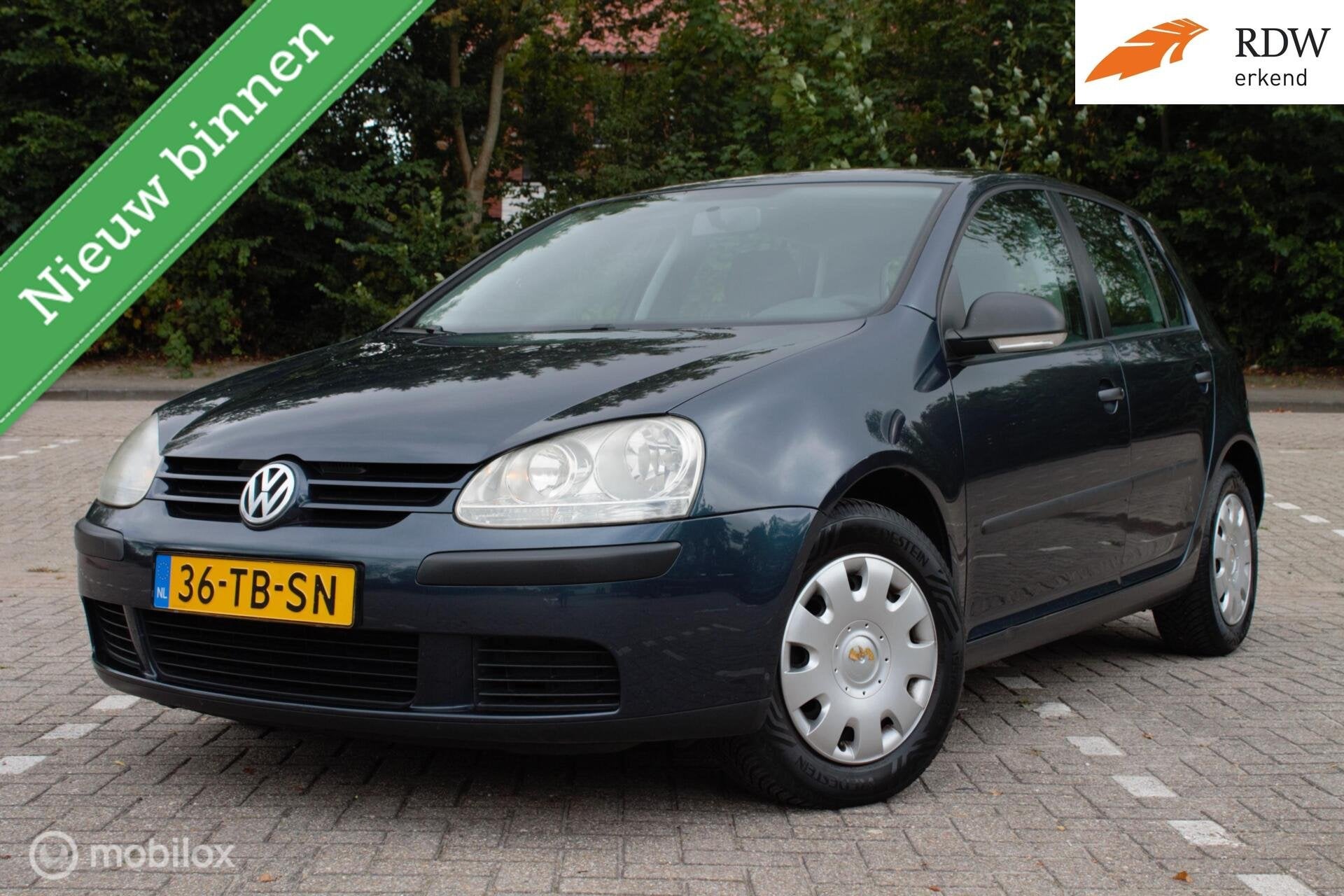 Volkswagen Golf 1.6 FSI Turijn, Voorwielaandrijving, Gebruikt, Zwart, Blauw