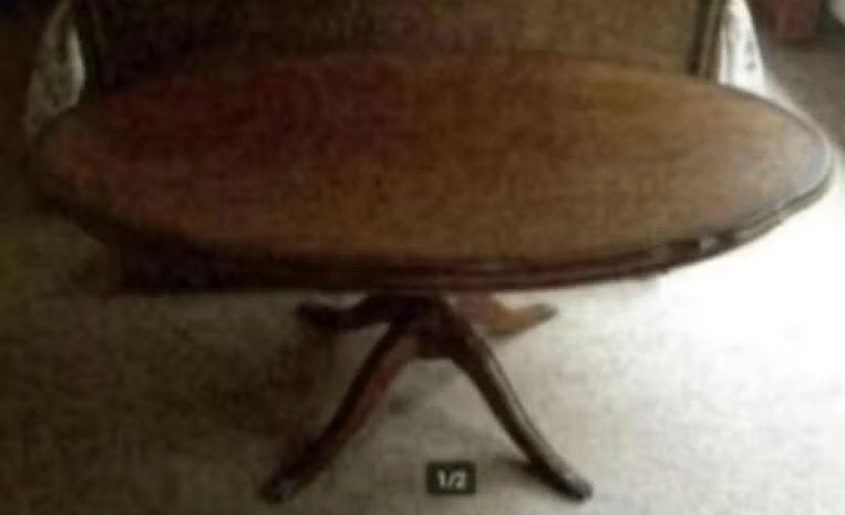 Ovaalvormige salontafel, tafel; 127 cm lang en 80 cm breed, Ophalen, Zo goed als nieuw, Ovaal, 50 tot 100 cm