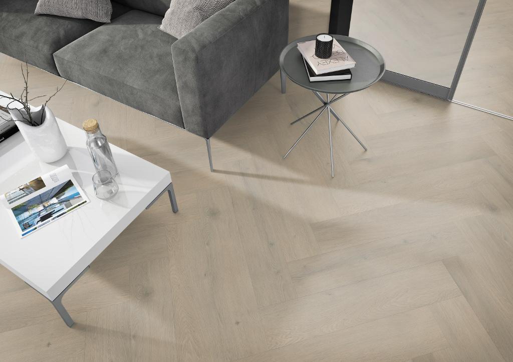 102m2 Visgraat Plak Pvc Natuur Eik Dry-Back 35pak = €1995, Huis en Inrichting, Stoffering | Vloerbedekking, 75 m² of meer, Beige