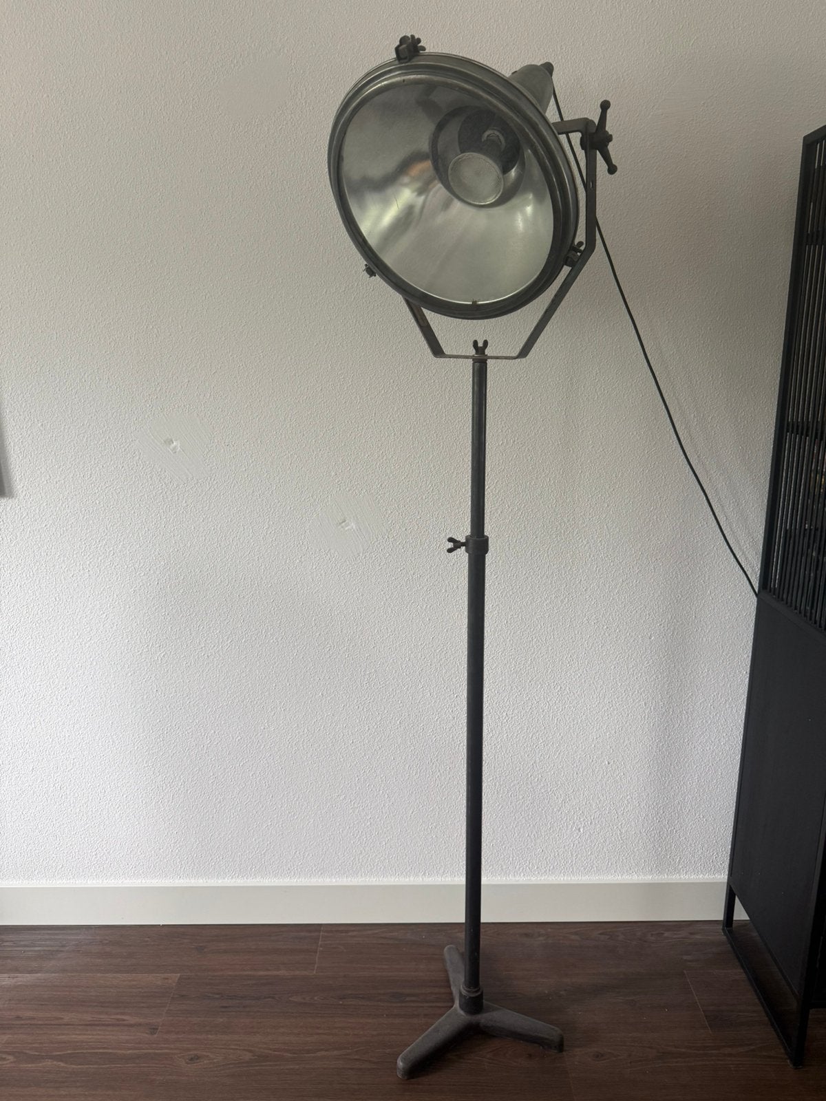 Staande Industriële Lamp, Ophalen, Overige materialen, Zo goed als nieuw, 150 tot 200 cm