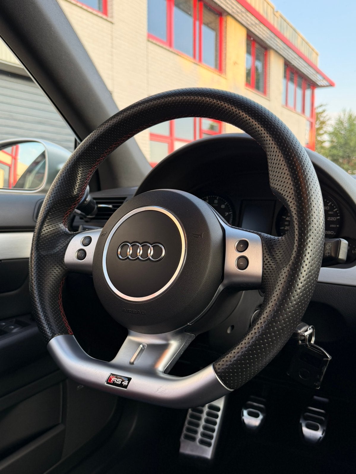 Audi RS4 4.2 FSI V8 Avant 309KW Quattro 2006 Zwart, Auto's, Audi, Euro 5, Zwart, Leder, Stationwagon