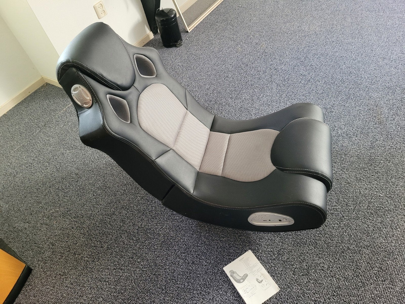 Comfortabele relax game stoel met schommelfunctie, Huis en Inrichting, Gebruikt, Gaming, Modern, Relax, Zwart, Ophalen of Verzenden