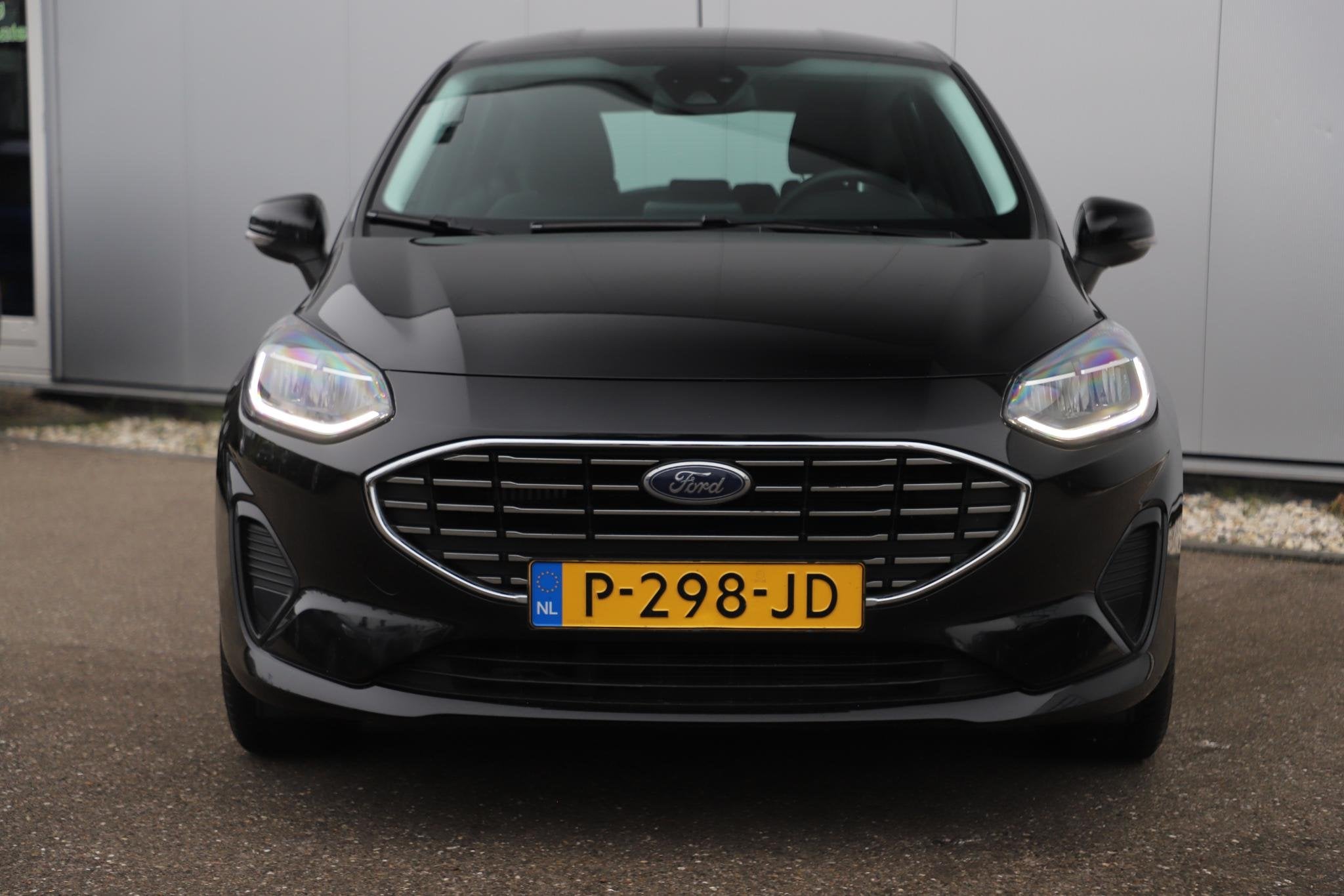 Ford Fiesta 1.0 EcoBoost Hybrid Titanium Navigatie Carplay A, Voorwielaandrijving, Automatische klimaatregeling, Gebruikt, Euro 6
