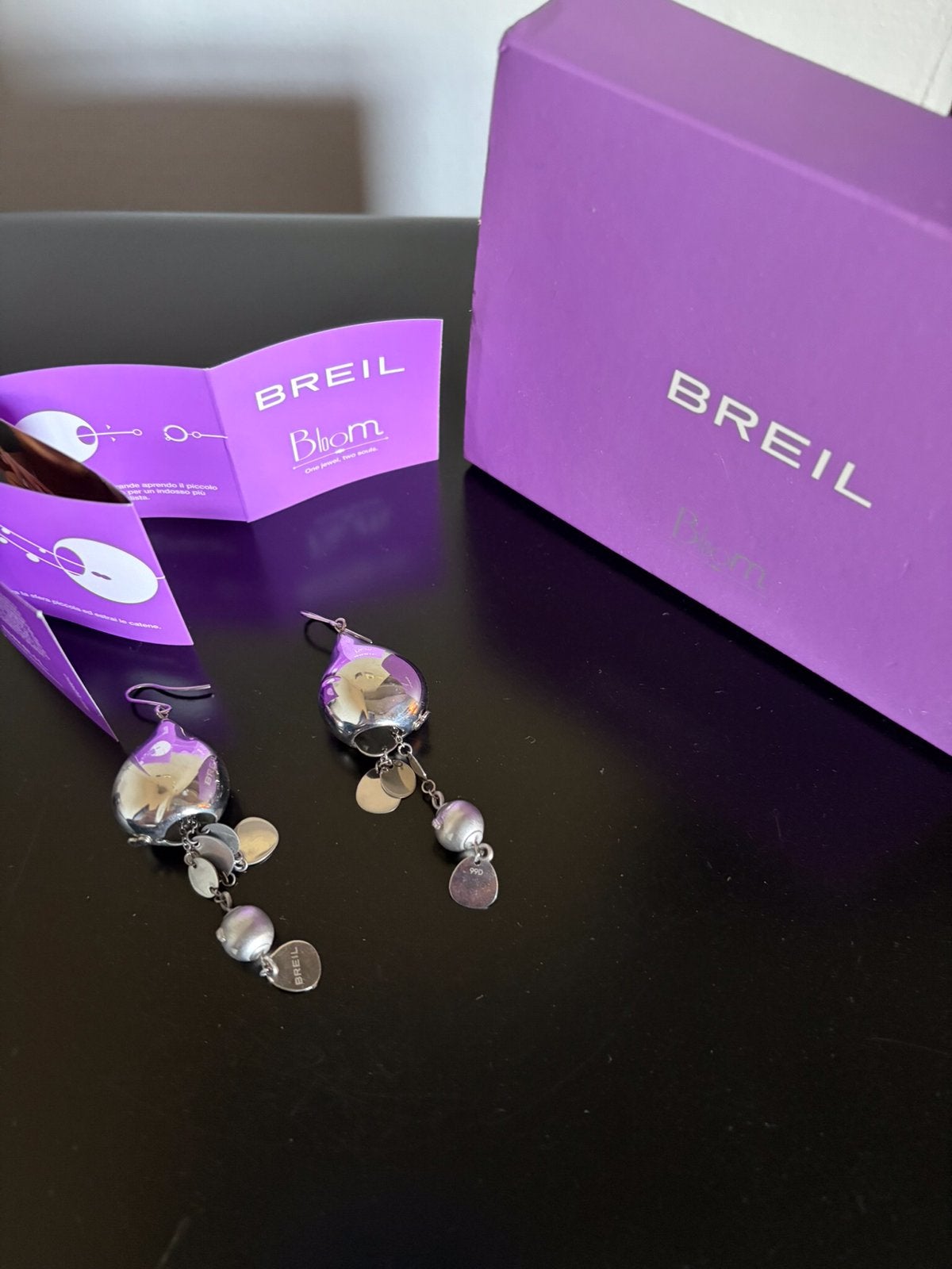 Breil Bloom Oorbellen - Zilverkleurige Hangers, Overige materialen, Hangers, Verzenden, Zo goed als nieuw