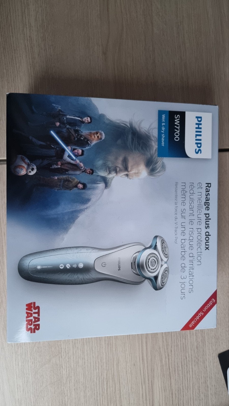 Philips SW7700 Star Wars scheerapparaat - 2x gebruikt, Witgoed en Apparatuur, Ophalen of Verzenden, Zo goed als nieuw, Scheren en Epileren