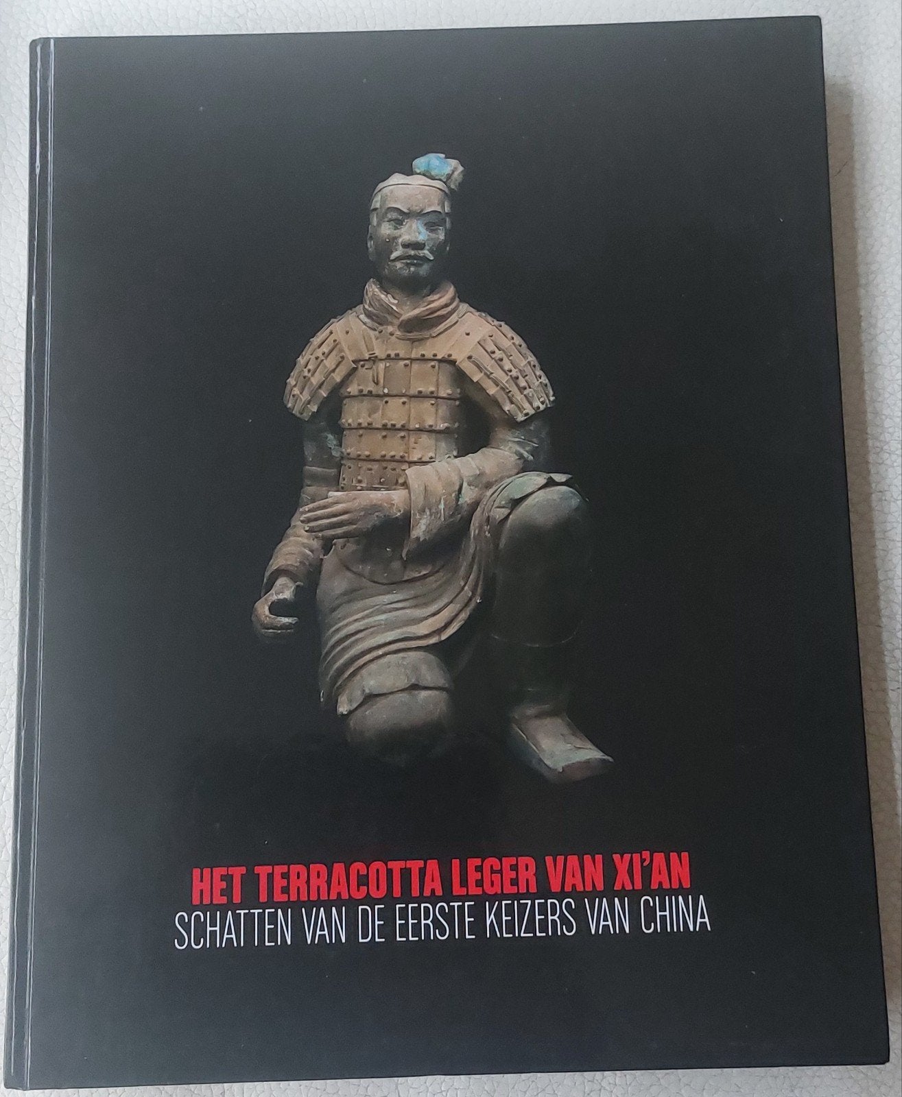 Het Terracotta Leger van Xi'an - Schatten van Eerste Keize, Onbekend, 15e en 16e eeuw, Ophalen of Verzenden, Zo goed als nieuw