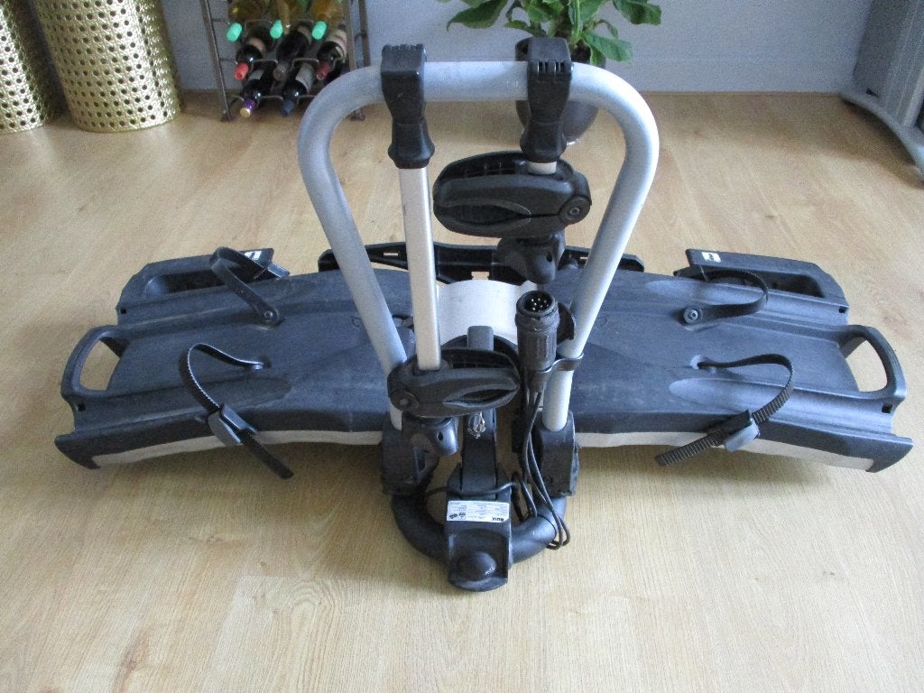 Thule EasyFold 931 Fietsdrager voor 2 fietsen ook E-Bike s, Ophalen, Zo goed als nieuw, Brede banden, 2 fietsen