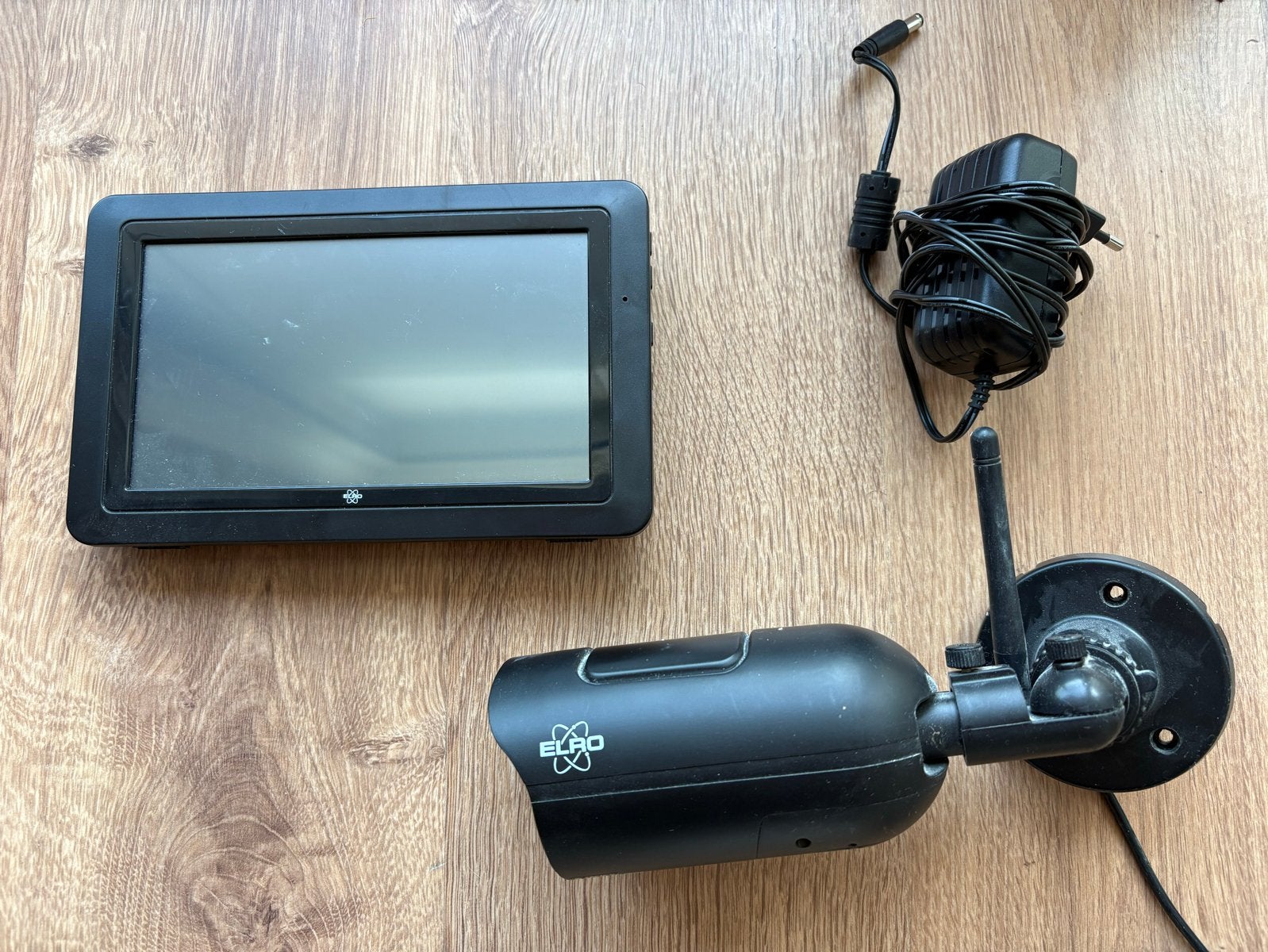 Elro beveiligingscamera set IP wifi Full HD, Ophalen of Verzenden, Gebruikt, Buitencamera