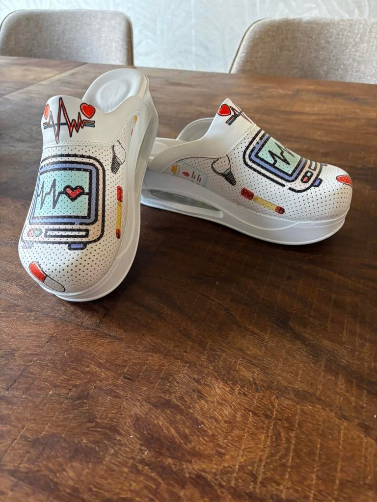 Medische klompen, Overige kleuren, Nieuw, Ophalen of Verzenden, Werkschoenen