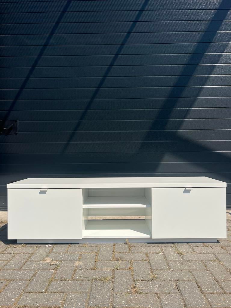 IKEA Byas TV-meubel wit hoogglans, Huis en Inrichting, Kasten | Televisiemeubels, Ophalen, Overige materialen, 150 tot 200 cm