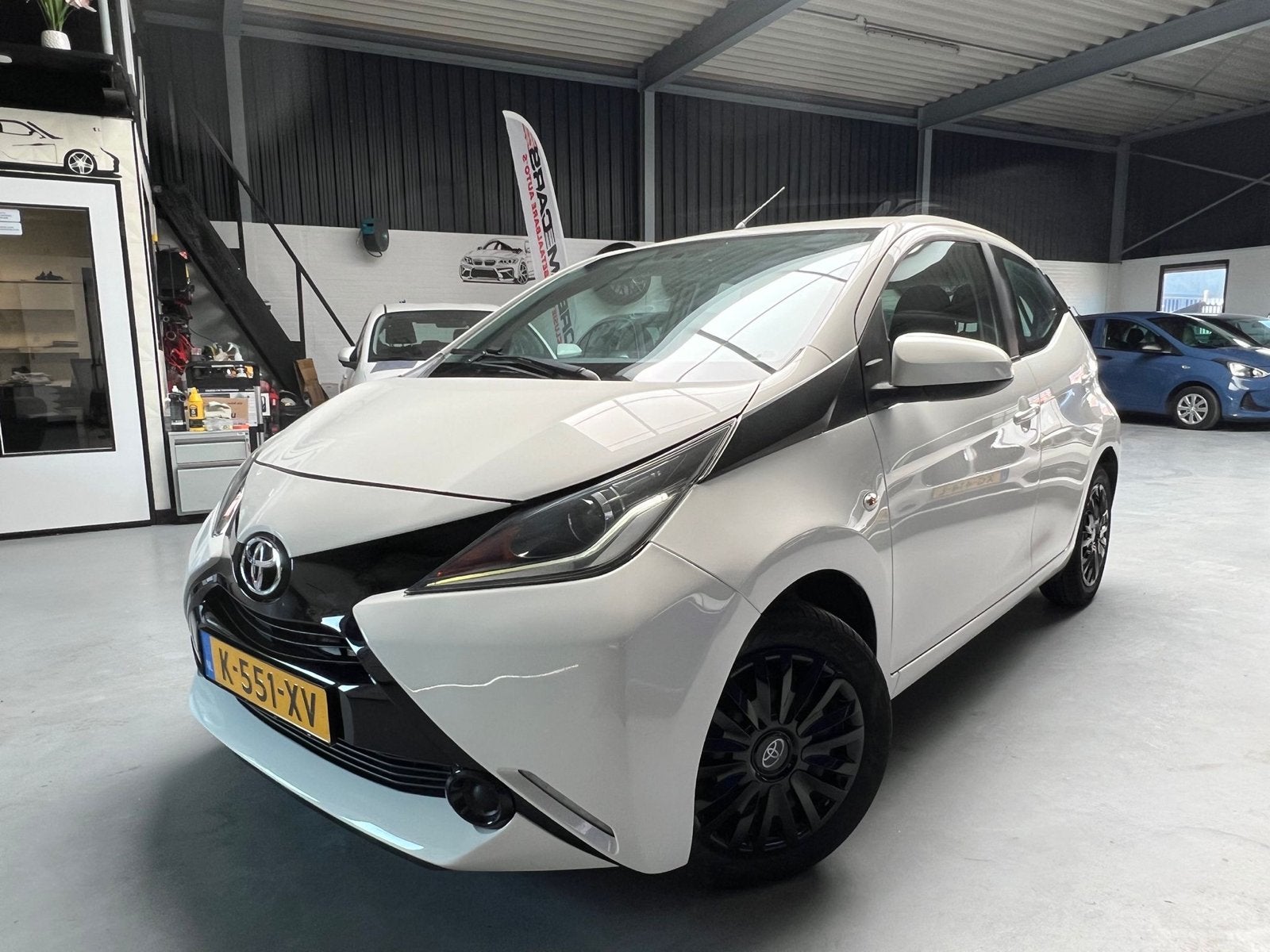 Toyota Aygo 1.0 12V Vvt-i Ddrs 2015 Wit, Voorwielaandrijving, 4 stoelen, Wit, 24 km/l