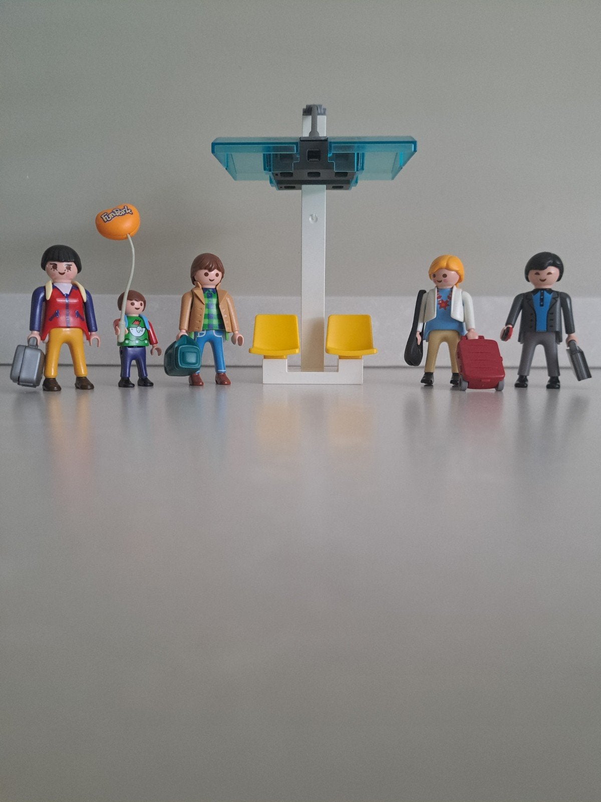 Playmobil 3171 Bushalte met figuren en accessoires, Gebruikt, Gebouw, Complete set, Ophalen of Verzenden