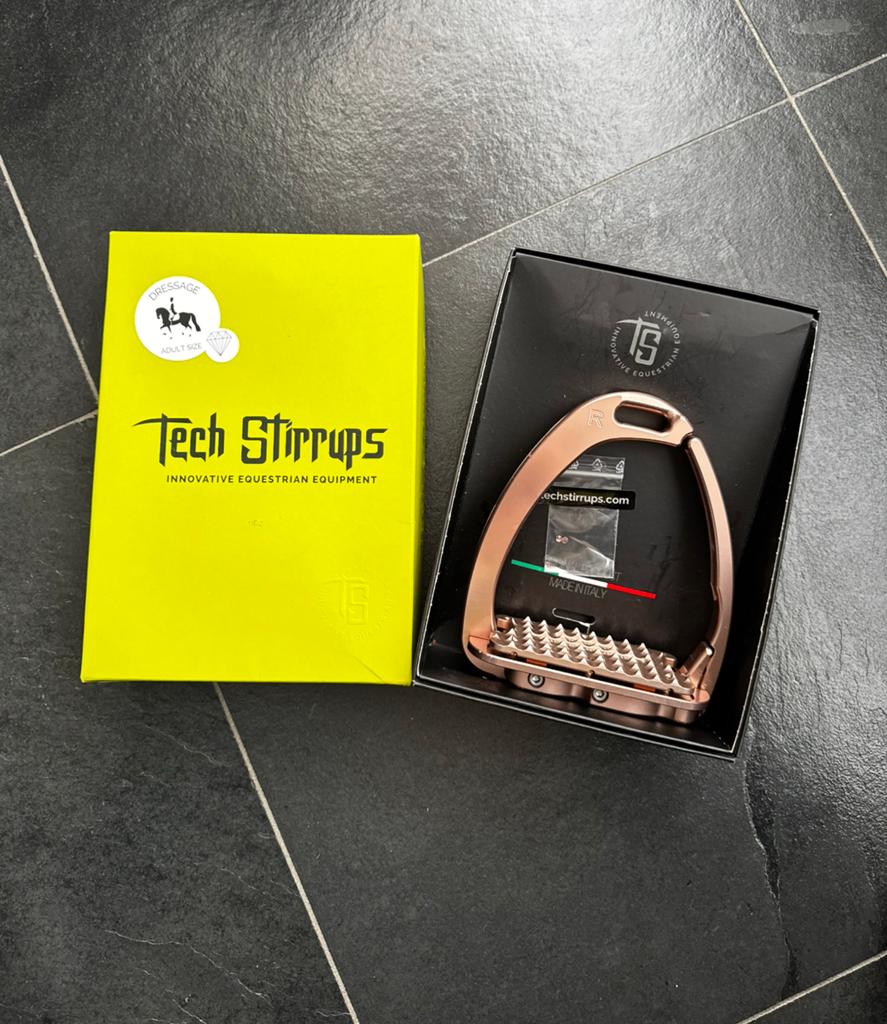 Tech Stirrups rosegoud met rose swarovskisteentjes, Ophalen of Verzenden, Zo goed als nieuw, Dressuur
