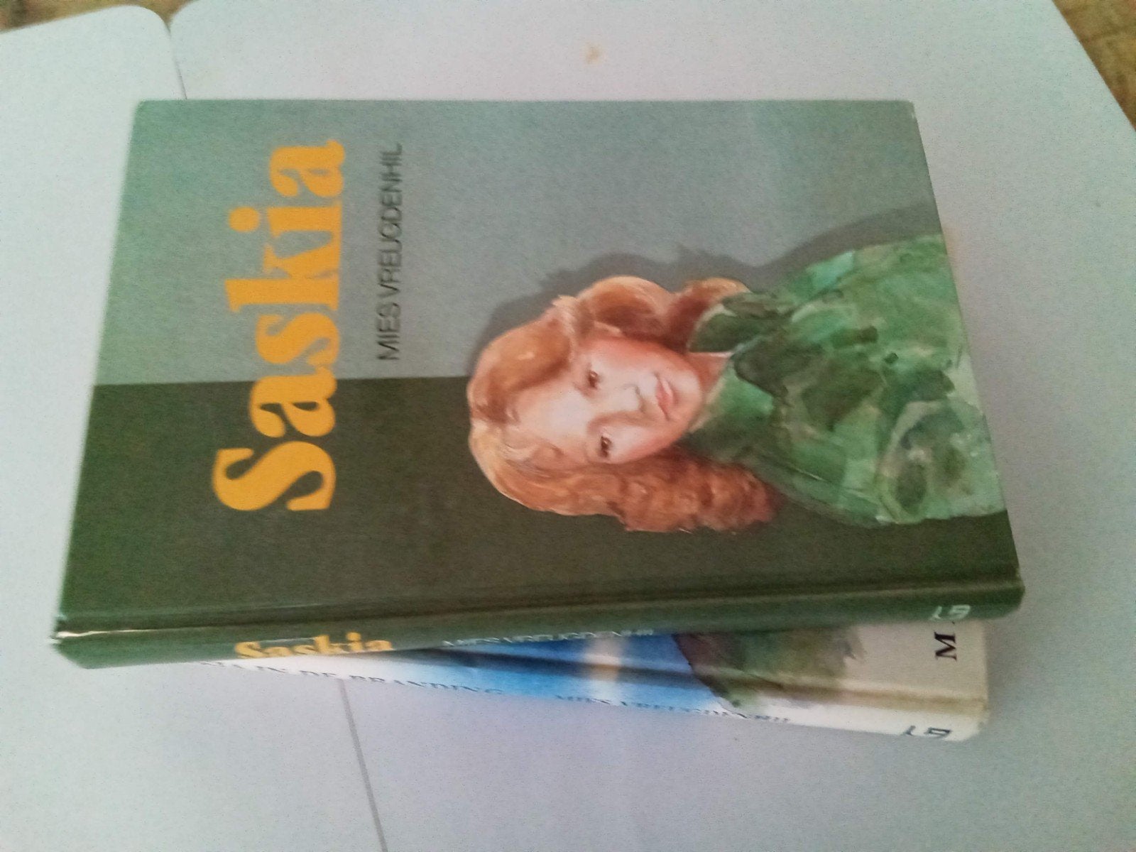 2 Boeken van Saskia ( Mies Vreugdenhil, Boeken, Ophalen of Verzenden, Gelezen