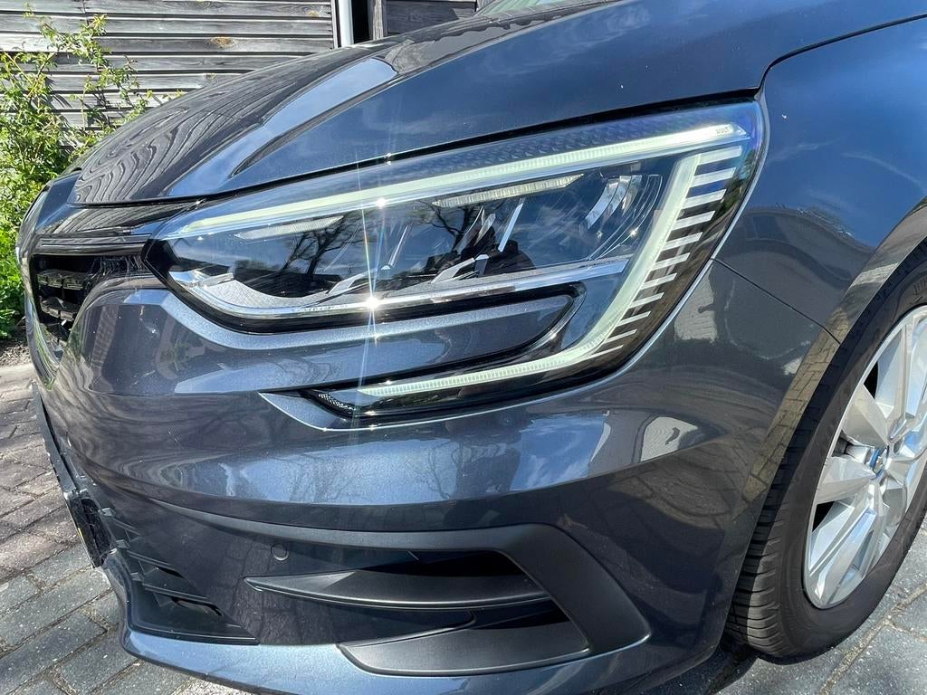 Renault Mégane 1.6 E-tech Plug-in Hybrid 160pk Weinig km !!, 4 cilinders, Leder en Stof, Plug-in hybride, 91 pk