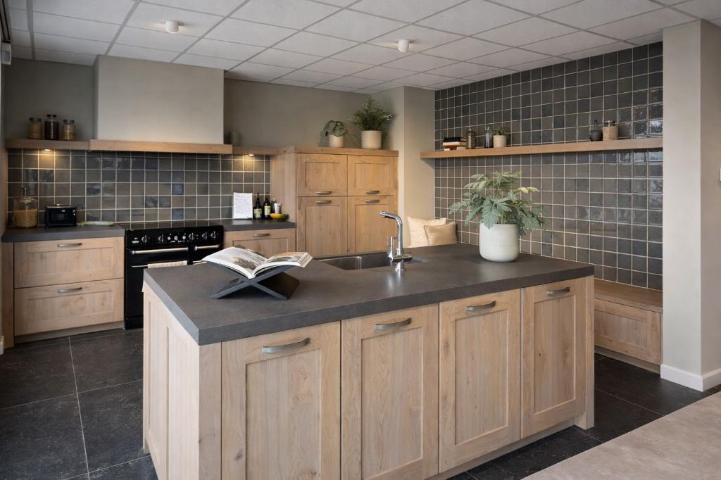DB Ardi keukens, Huis en Inrichting, Keuken | Complete keukens, Ophalen, Bruin, Overige typen, Zo goed als nieuw