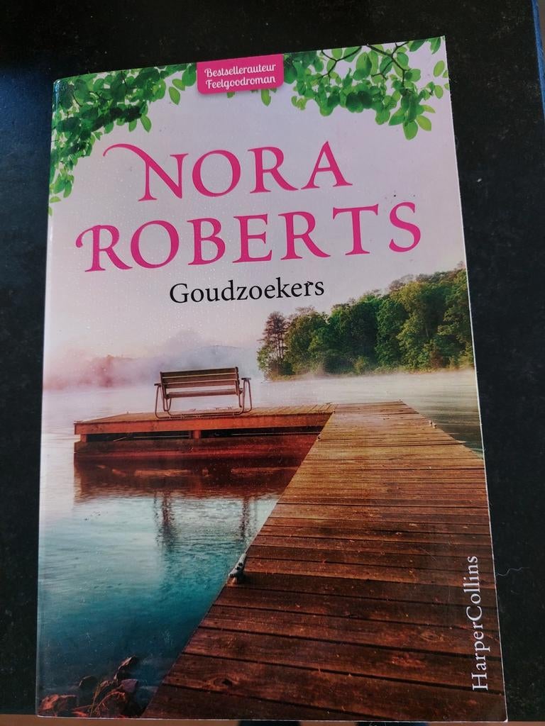Nora Roberts - Goudzoekers, bieden, Ophalen of Verzenden, Zo goed als nieuw, Nora Roberts