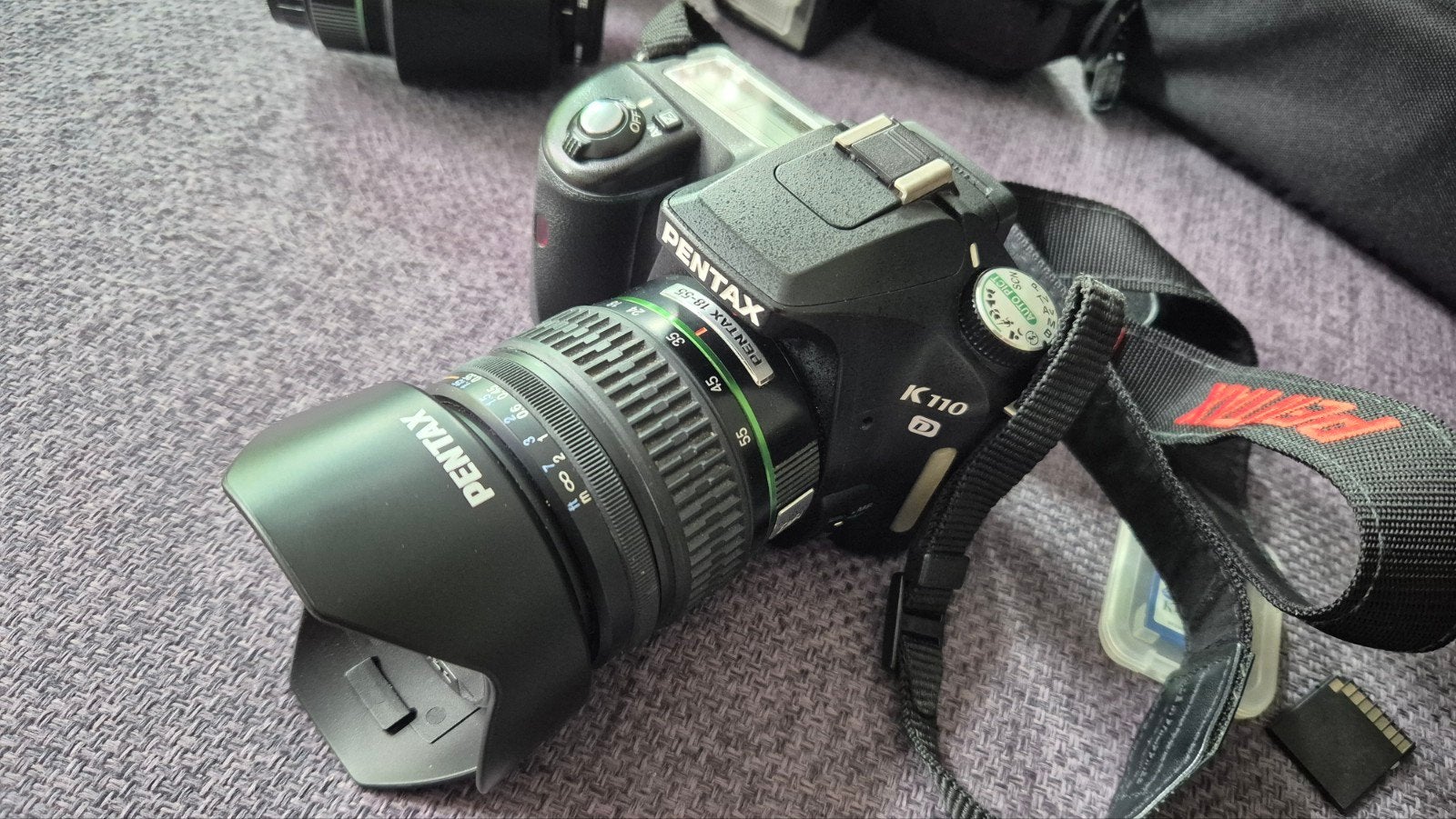 Pentax K110D Spiegelreflex,2 lenzen, flitser,weinig gebruikt, Ingebouwde flitser, Spiegelreflex, Geheugenkaart, Ophalen of Verzenden