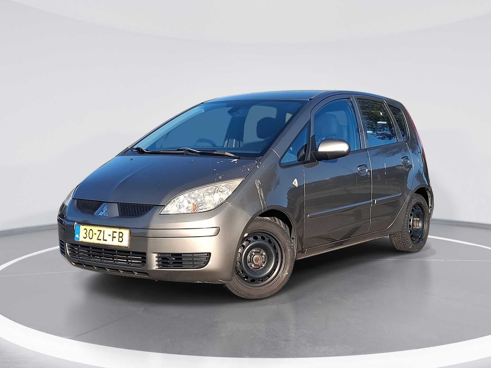 Mitsubishi Colt 1.3 Invite+ 2008 | 30-ZL-FB, Auto's, Gebruikt, 31 €/maand, Colt, Origineel Nederlands