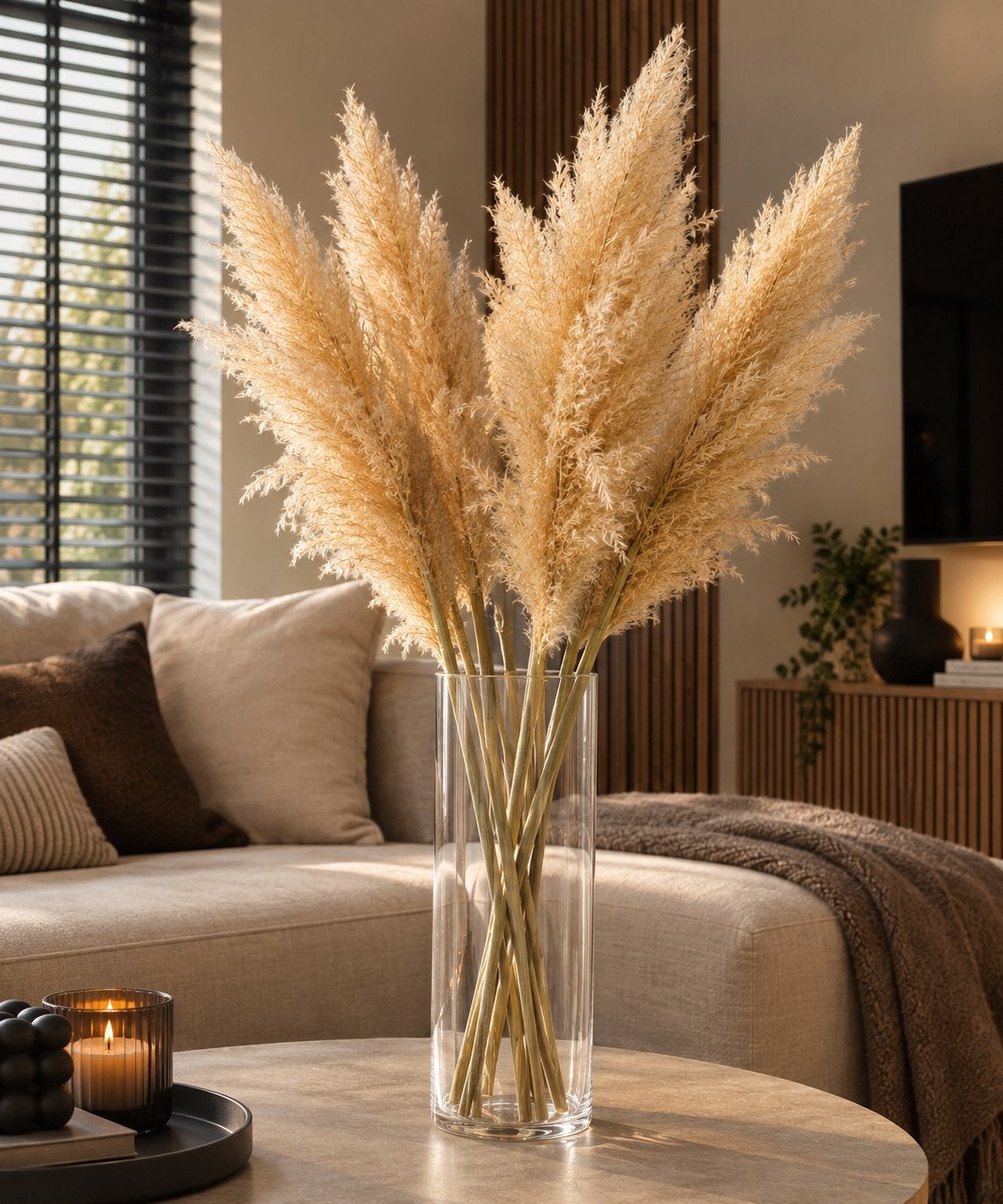 Grote glazen vaas met pampas pluimen, Huis en Inrichting, Transparant, Nieuw, Ophalen of Verzenden, Glas