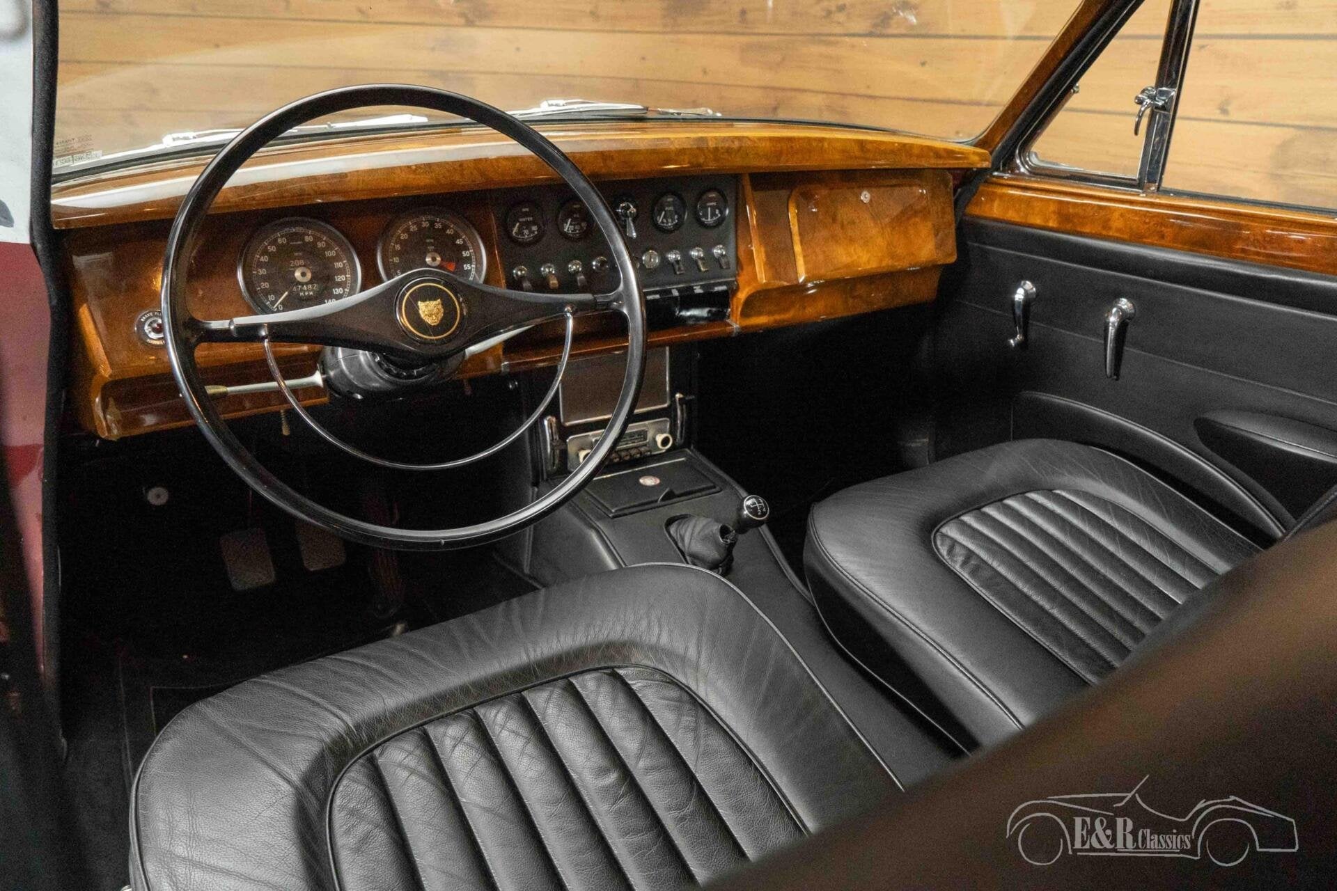 Jaguar MK2 3.4 Sedan | 1964, Auto's, Oldtimers, Lederen bekleding, Achterwielaandrijving, Zwart, 4 stoelen
