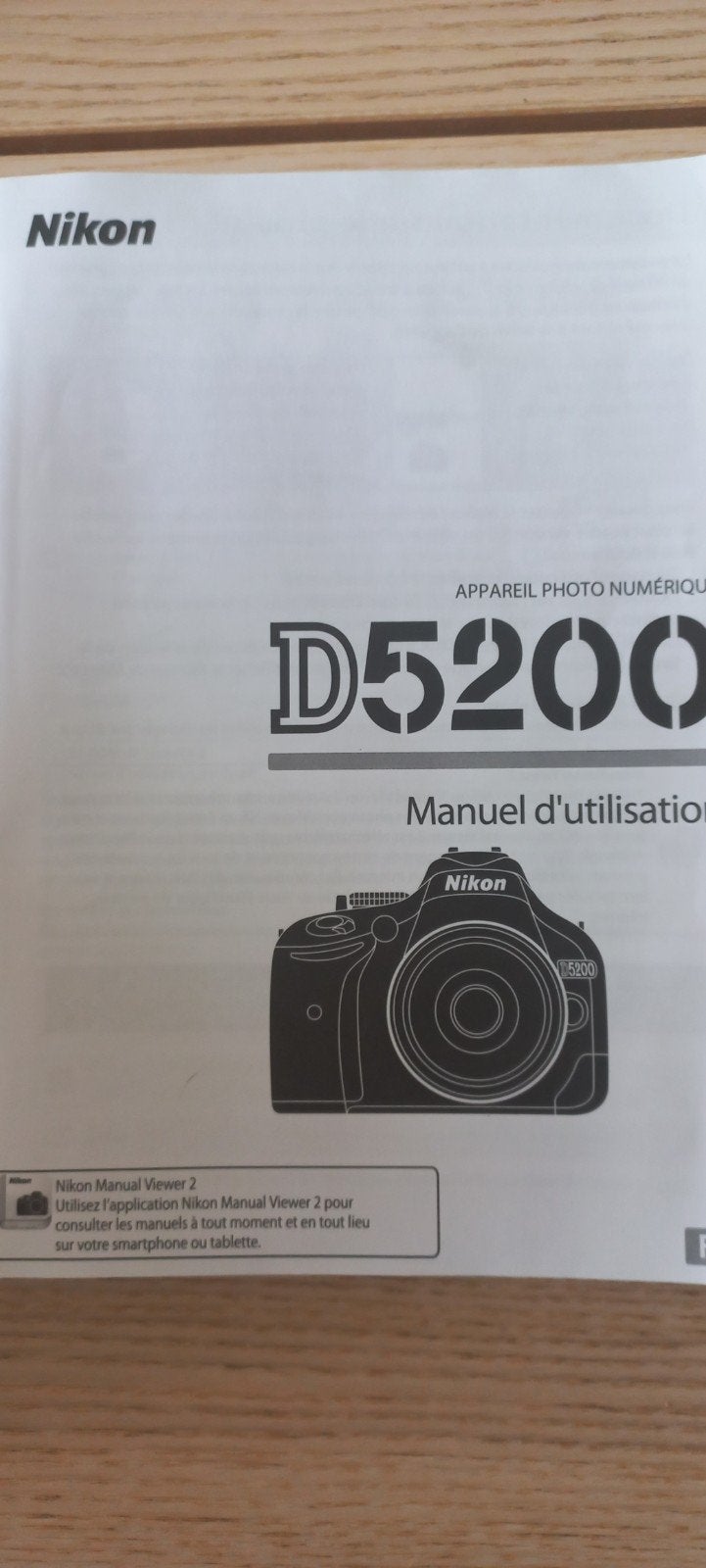 Nikon D5200 Spiegelreflexcamera met twee lenzen en tas, Gebruikt, Spiegelreflex, Ingebouwde flitser, Ophalen of Verzenden