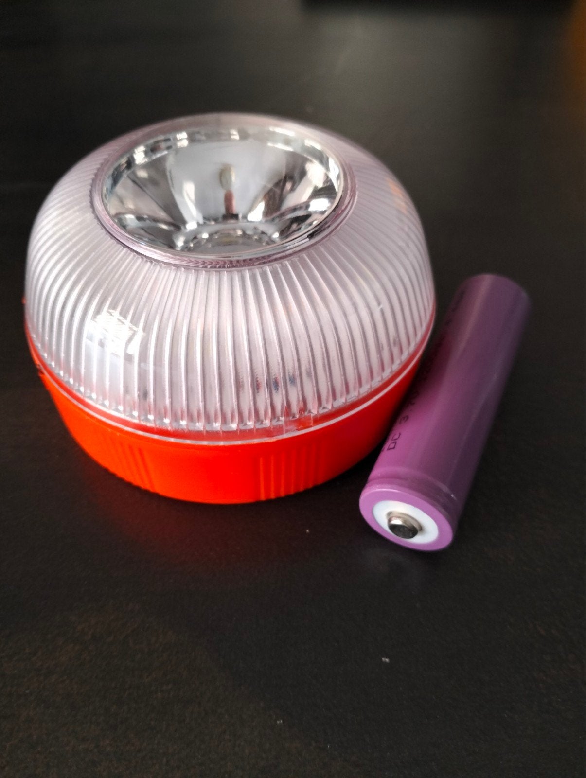 Verplichte pechlamp Spanje V16 - Noodsignaal met magneet, Auto diversen, Auto-accessoires, Ophalen of Verzenden