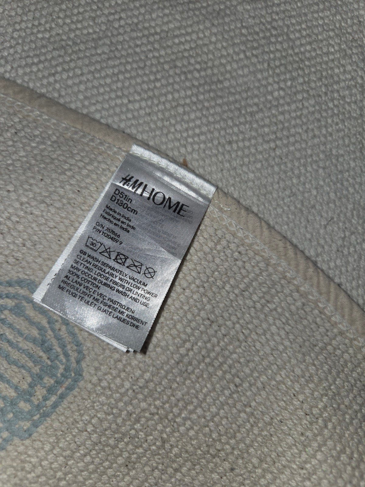 H&M HOME Rond Vloerkleed Stippen (D130cm) incl kussen, Ophalen, Rond, Zo goed als nieuw, Modern, Speels, Scandinavisch