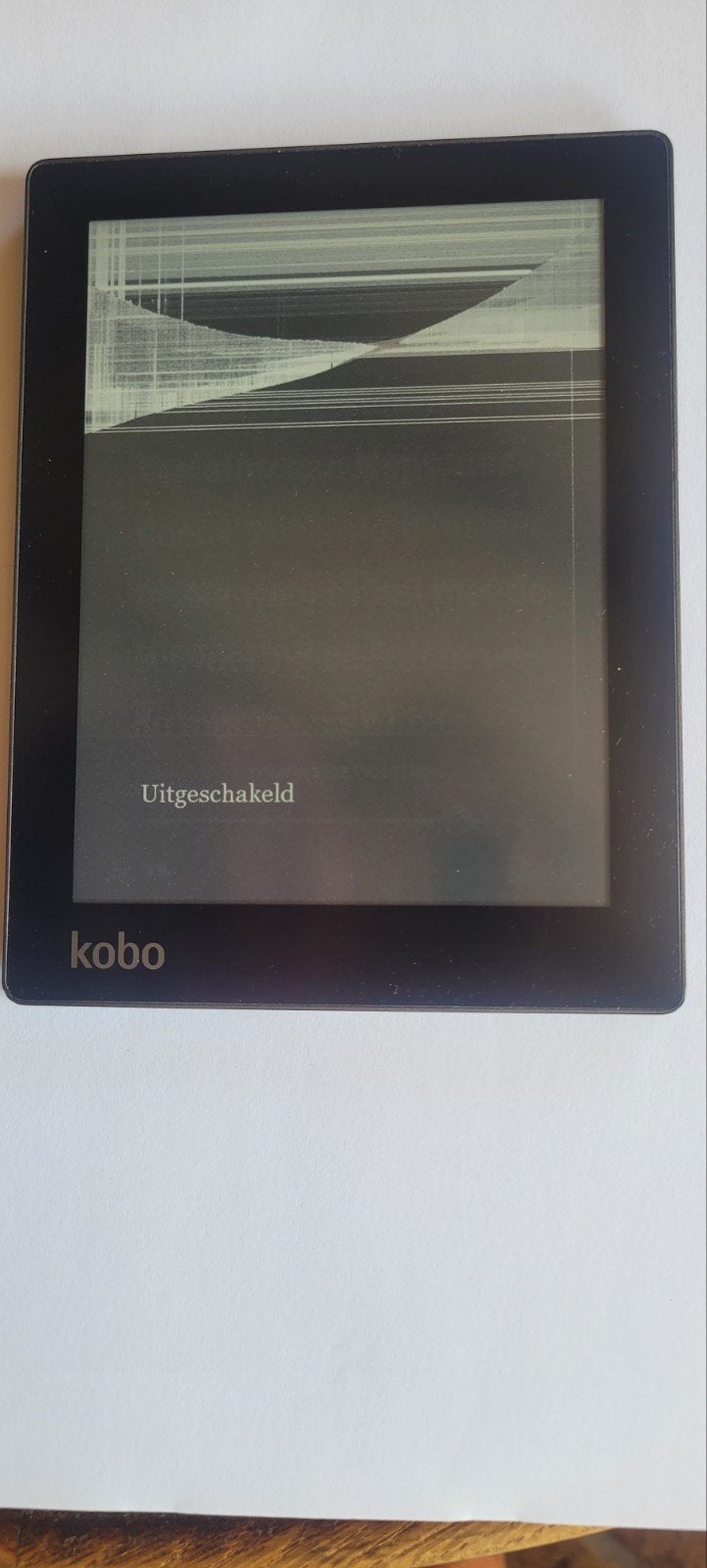 Kobo Aura H2O e-reader met kapot scherm, Gebruikt, KOBO. Aura, Ophalen of Verzenden, Wi-Fi
