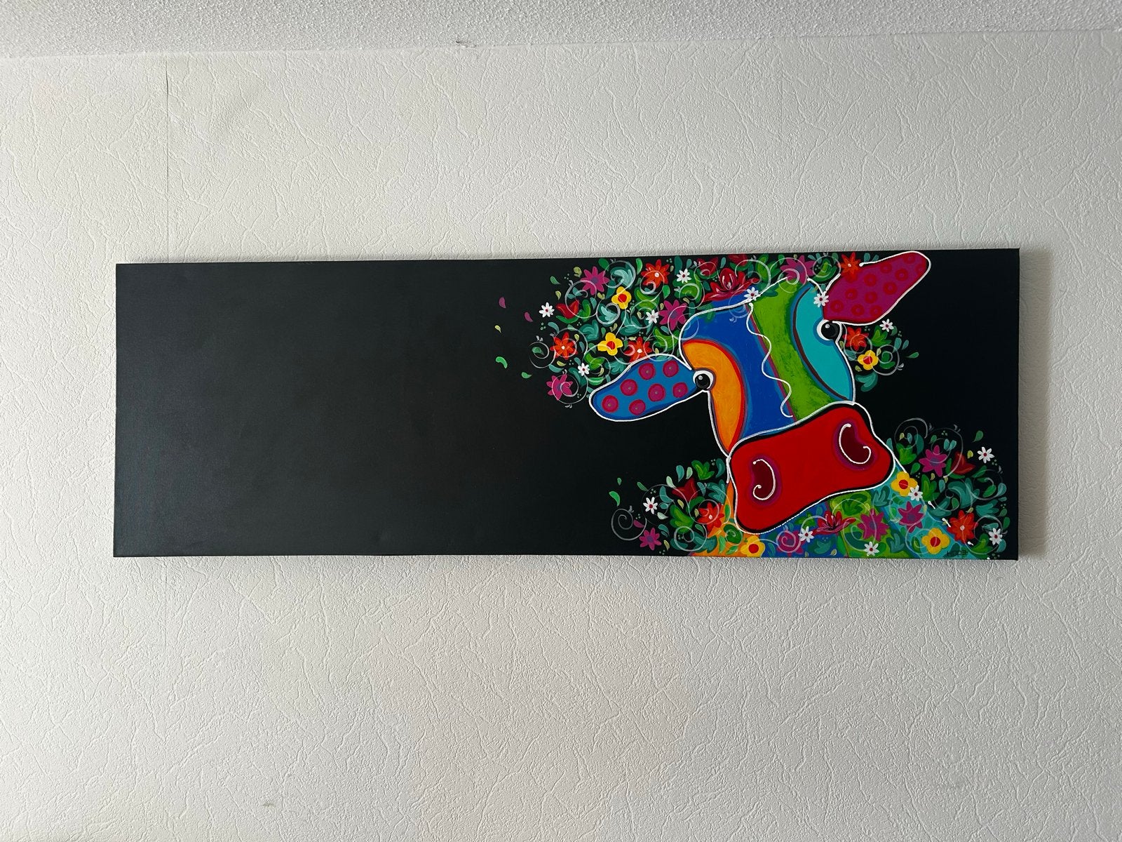 Schilderij 'Maia in Bliss II' van Hope - Kleurrijke Koe, Ophalen, Acrylverf, Handgeschilderd, Dieren