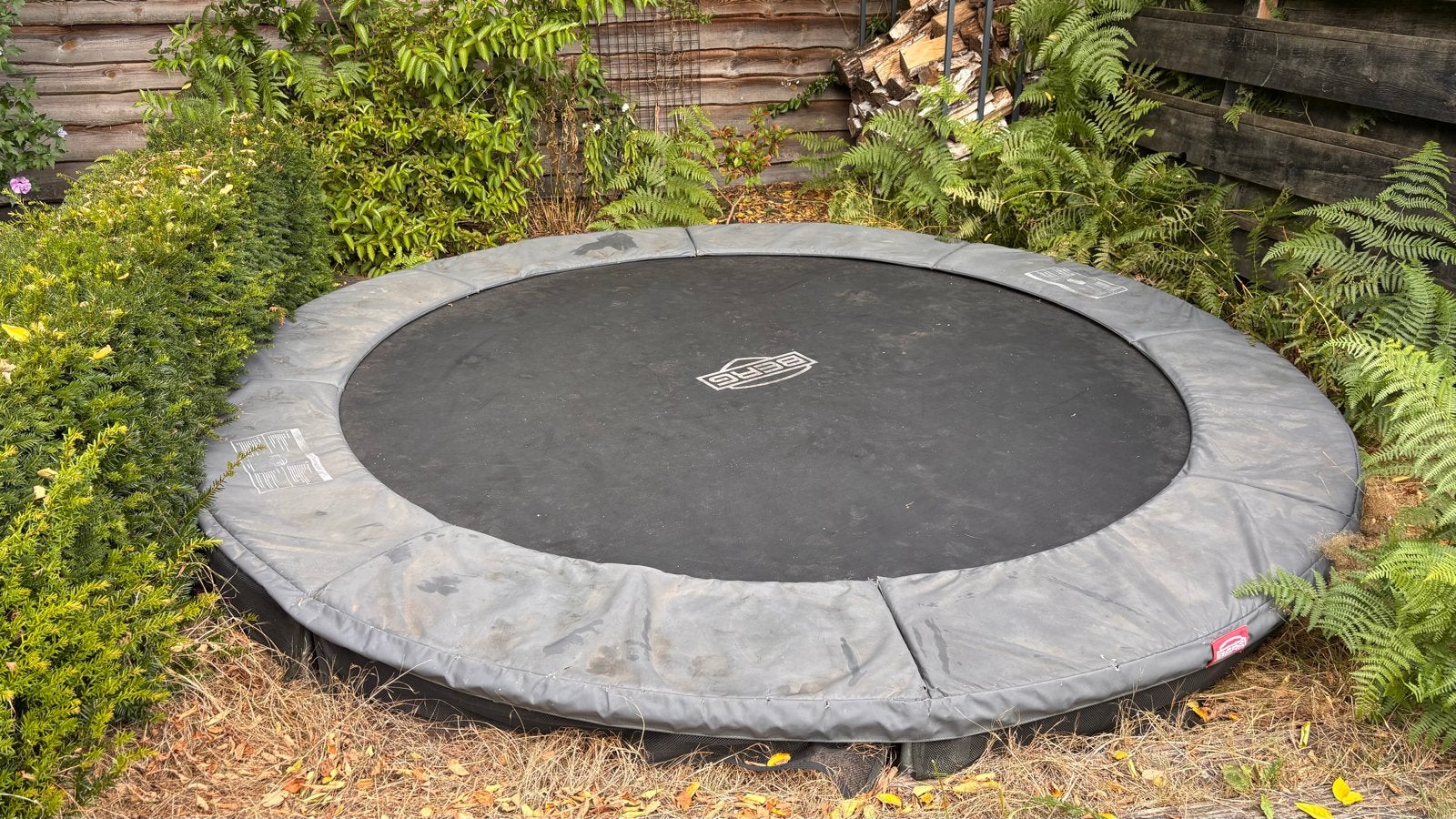 BERG InGround Champion Trampoline 330 met dubbele vering, Ophalen, Gebruikt