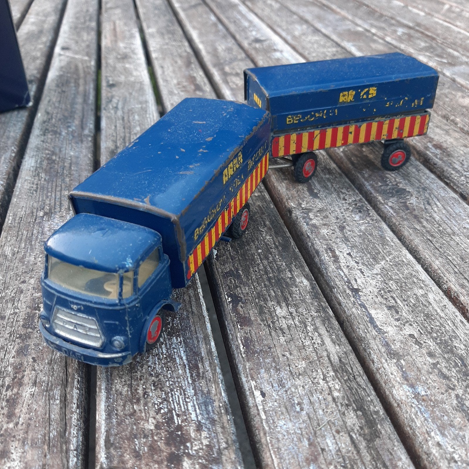 Oude daf frontstuur, combi met huifjes van arks, Hobby en Vrije tijd, Modelauto's | 1:50, Ophalen of Verzenden, Bus of Vrachtwagen