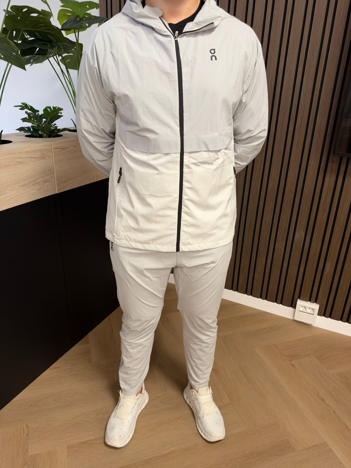 On Cloud trainingspakken te koop!, Kleding | Heren, Ophalen of Verzenden, Zo goed als nieuw