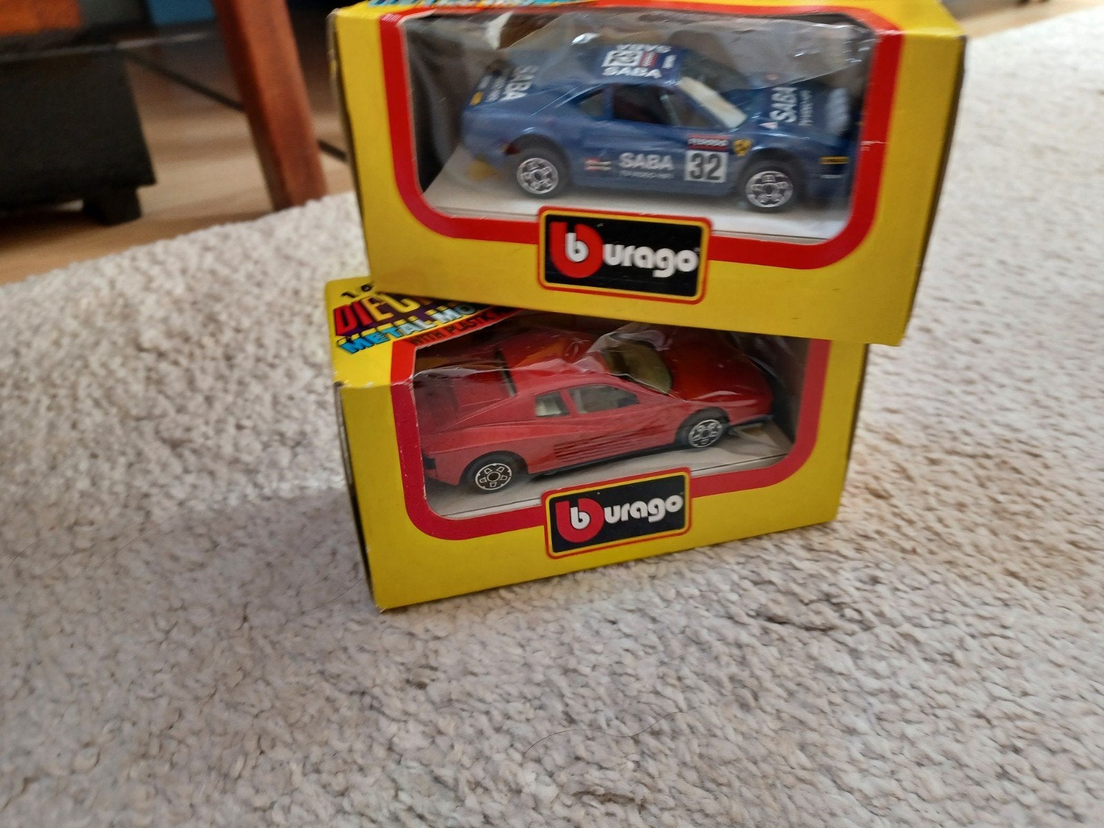 Burago Die-Cast Modelauto's: Ferrari Testarossa & Rally, Ophalen of Verzenden, Nieuw, Bburago