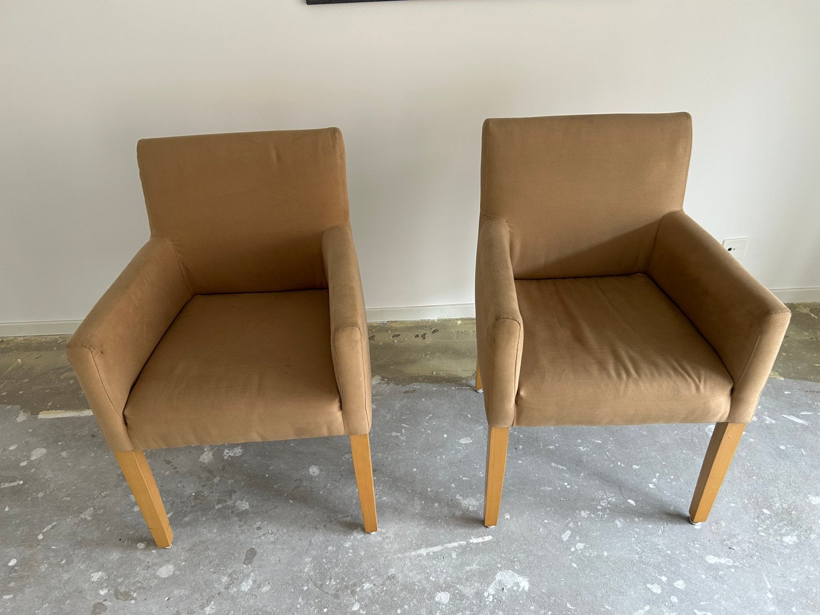 Eerkamerstoelen fauteuils beige GRATIS, Huis en Inrichting, Stoelen, Ophalen, Gebruikt, Overige kleuren, Twee